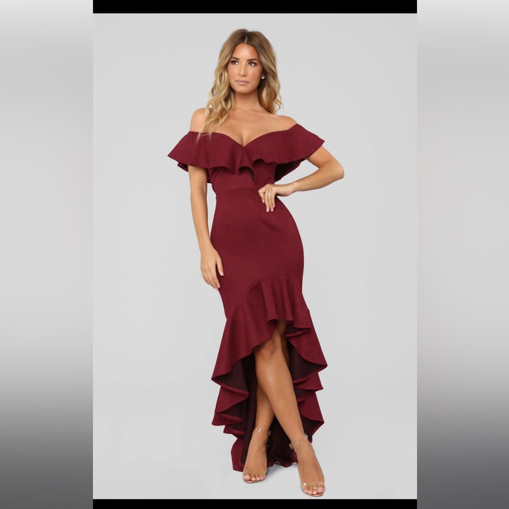 NWT Fashion Nova - La Flamenca Dress - Wine